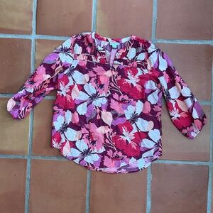 Liz Claiborne Size L Floral in Coral Tunic